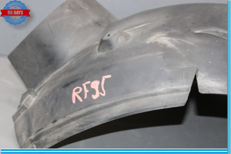 Load image into Gallery viewer, 08-14 Mercedes W204 C300 C350 Front Right Side Fender Liner Splash Guard Oem
