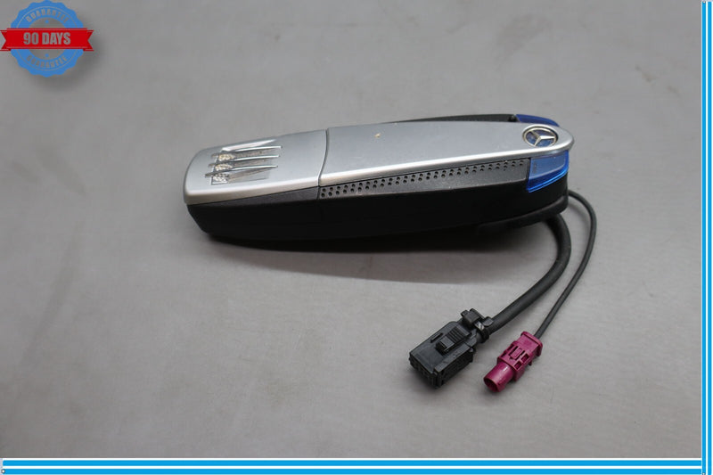 Load image into Gallery viewer, 06-11 Mercedes CLS550 CLS500 Bluetooth Module Adapter Interface Hands Free Oem
