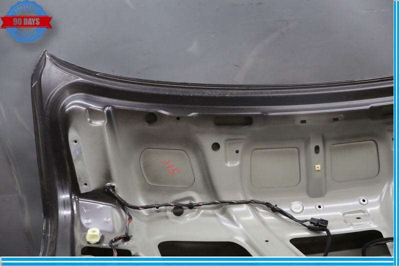 Load image into Gallery viewer, 15-16 Hyundai Genesis Rear Trunk Lid Panel Assembly White 69200-B1020 Oem
