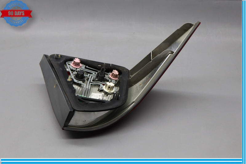 Load image into Gallery viewer, 03-06 Mercedes S350 S600 Rear Left Driver Side Tail Light Lamp Taillight Oem
