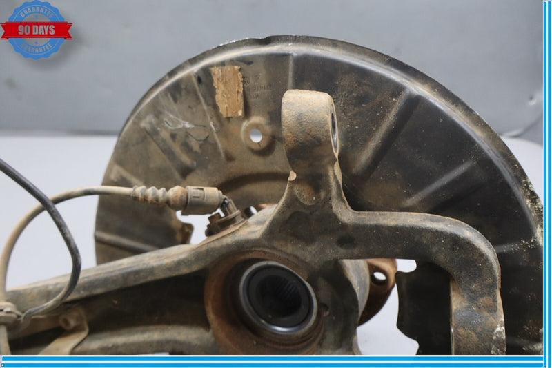 Load image into Gallery viewer, 11-17 Volkswagen VW Touareg Front Right Side Steering Spindle Knuckle Hub OEM
