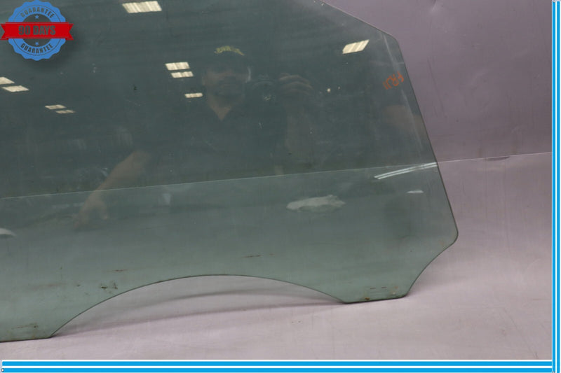 Load image into Gallery viewer, 11-18 Porsche Cayenne 958 Turbo Front Right Passenger Side Door Window Glass Oem
