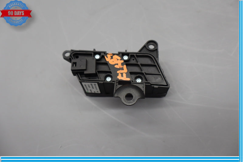 Load image into Gallery viewer, 07-14 Mercedes W216 CL550 S550 S63 AMG Left Side Door Lock Control Switch Oem
