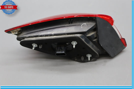 14-20 Maserati Quattroporte SQ4 M156 Rear Right Side Outer Tail Light Lamp Oem