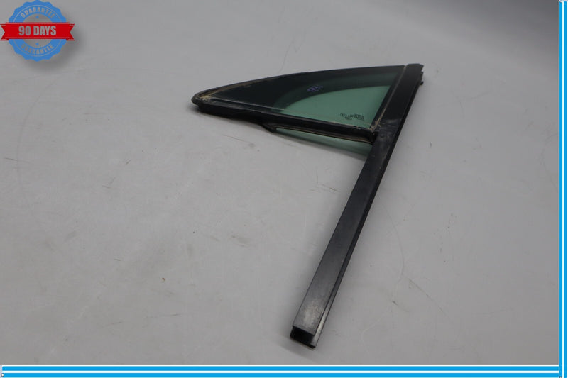 Load image into Gallery viewer, 11-17 Volkswagen VW Touareg Front Right Side Door Quarter Auto Vent Glass Oem
