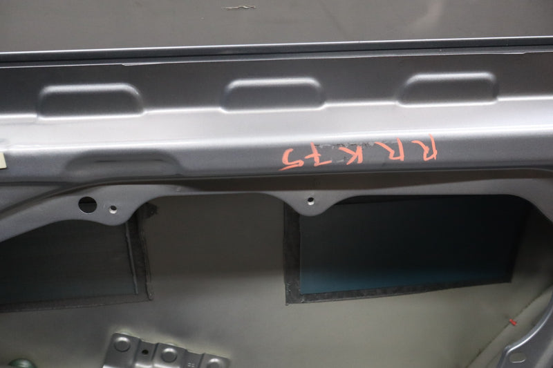 Load image into Gallery viewer, 15-16 Hyundai Genesis Rear Right Passenger Side Exterior Door Shell Panel Oem
