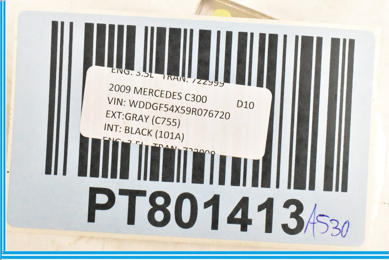 Load image into Gallery viewer, MERCEDES C250 C300 C350 C63 W204 TRUNK LICENSE PLATE LED LIGHT OEM
