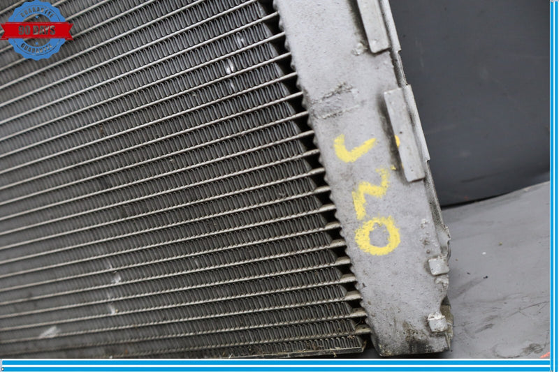 Load image into Gallery viewer, 10-17 BMW 535i GT xDrive Engine Radiator Air Cooling Coolant 17117589004 Oem
