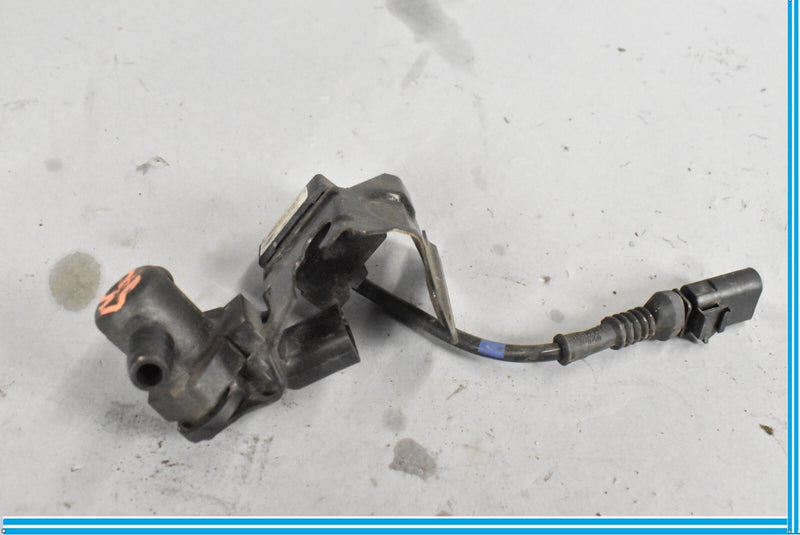 Load image into Gallery viewer, 04-12 Bentley Continental Accelerator Acceleration Sensor 3W0616576 Oem
