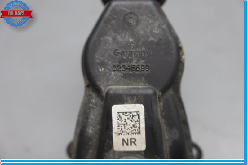 Load image into Gallery viewer, 11-16 BMW 535i xDrive Right Passenger Side Parking Brake Actuator Motor Oem
