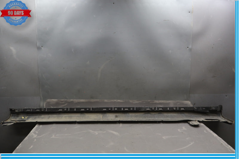 Load image into Gallery viewer, 11-18 Porsche Cayenne 958 Hybrid S Right Side Rocker Skirt Panel Molding Oem

