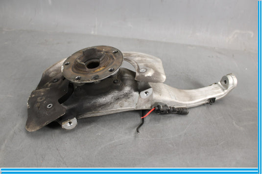 11-18 Porsche Cayenne Right Passenger Side Spindle Knuckle Hub Oem