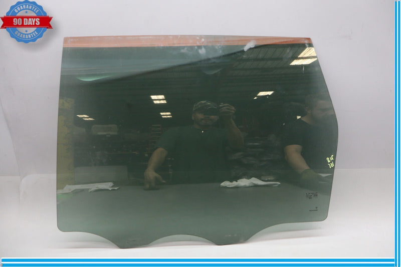 Load image into Gallery viewer, 11-18 Porsche Cayenne 958 Hybrid S Rear Left Driver Side Door Window Glass Oem
