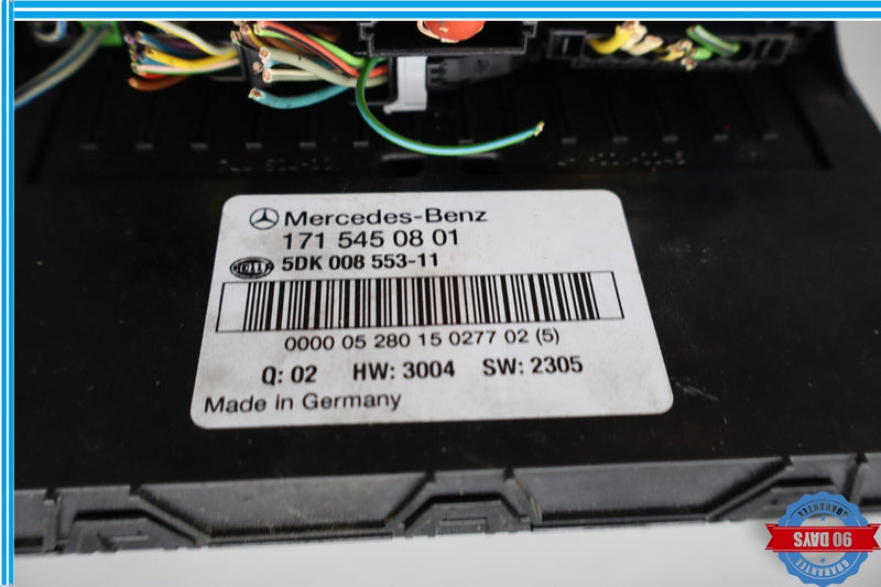 Load image into Gallery viewer, 05-11 Mercedes R171 SLK280 SLK350 Front SAM Module Relay Fuse Box Oem
