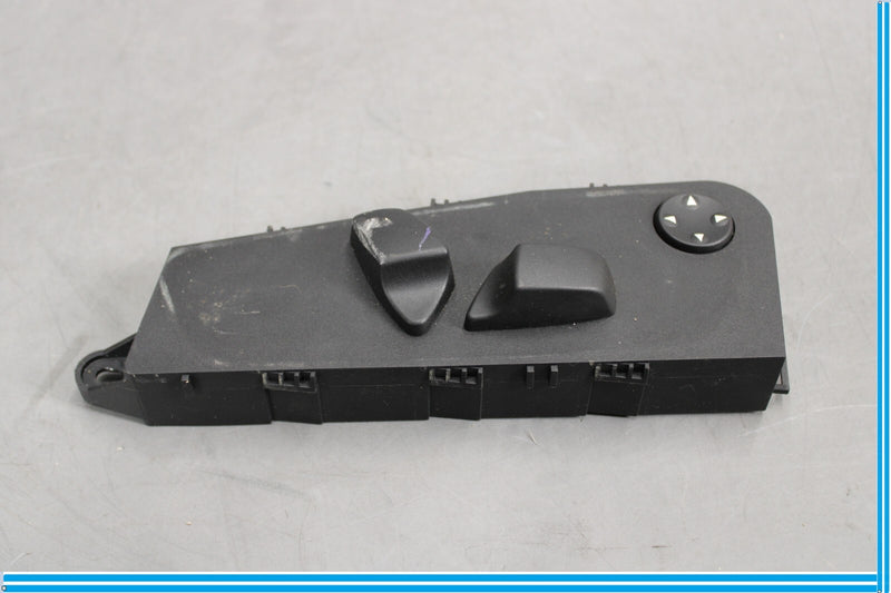 Load image into Gallery viewer, 07-13 BMW X5 E70 Front Right Passenger Side Switch Seat Adjusting Switch Oem
