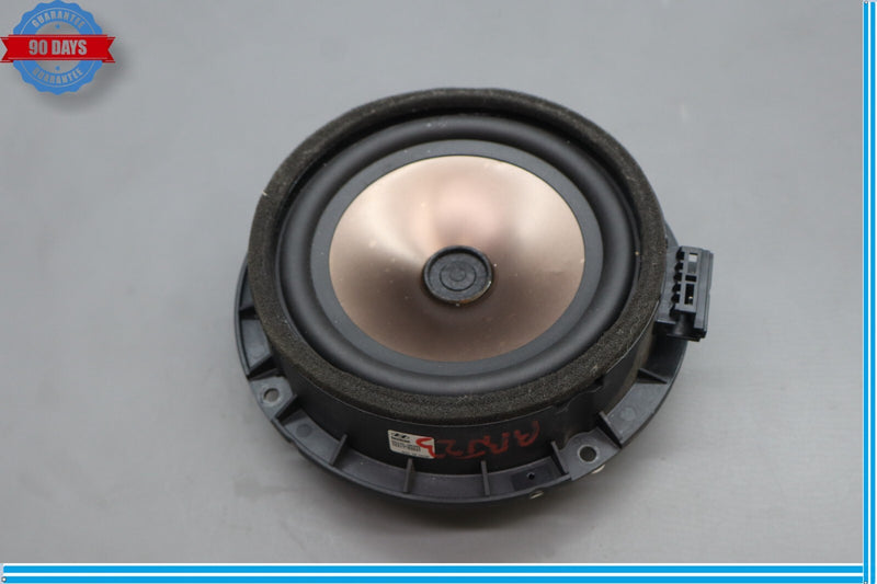 Load image into Gallery viewer, 07-16 Hyundai Equus Genesis Veracruz Rear Right Passenger Side Audio Speaker Oem
