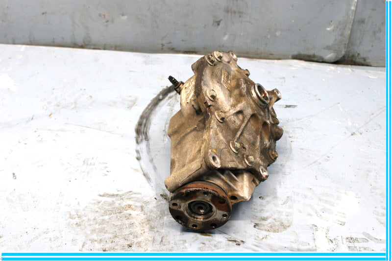 Load image into Gallery viewer, 07-10 BMW X5 E70 Front Differential Diff Axle Carrier Oem

