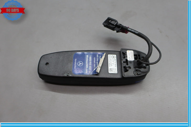 Load image into Gallery viewer, 06-11 Mercedes CLS550 CLS500 Bluetooth Module Adapter Interface Hands Free Oem
