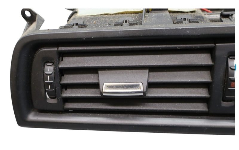 Load image into Gallery viewer, 11-16 BMW 528i 535i 550i F10 Center Dash Mounted AC Air Vent Center Oem
