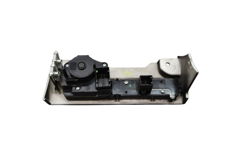 Load image into Gallery viewer, 03-12 Maserati Quattroporte M139 Dashboard Switch Panel Front Park Sensor Oem
