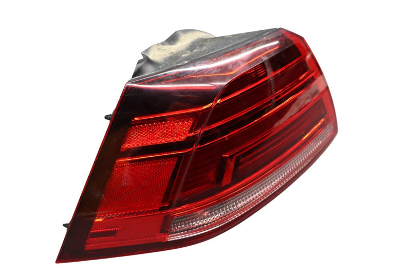 Load image into Gallery viewer, 18-21 Volkswagen E-Golf Golf R Rear Left Driver Side Tail Light Lamp Oem
