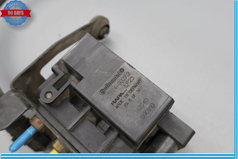 Load image into Gallery viewer, 10-13 Porsche Panamera 970 Airmatic Air Pneumatic Suspension Valve Block Oem
