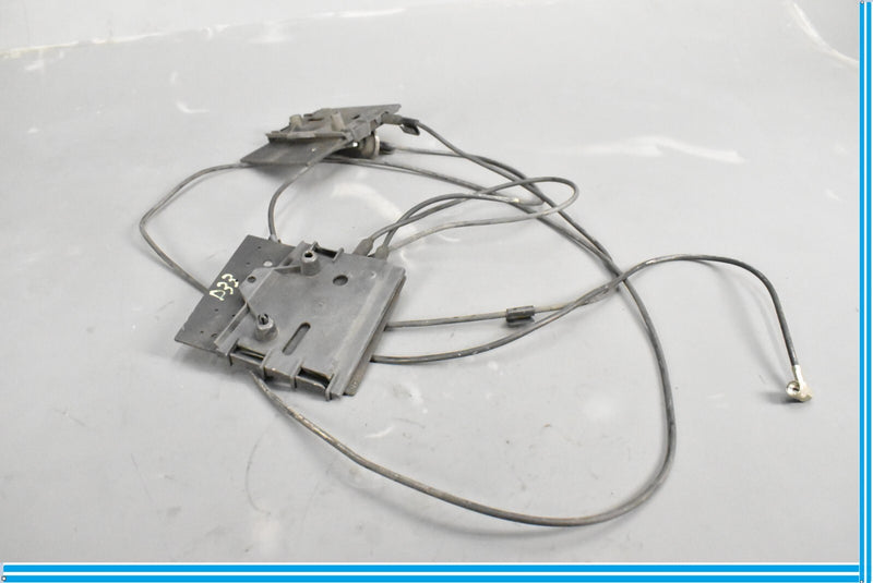 Load image into Gallery viewer, 00-06 Mercedes CL500 S500 W215 Rear Left &amp; Right Bumper Antenna Bracket Oem
