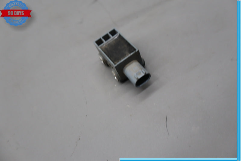 Load image into Gallery viewer, 09-16 BMW 750Li 750Li xDrive Rear Left Door Impact Crash Pressure Sensor Oem
