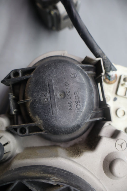 90-02 Mercedes R129 SL500 SL600 Front Left Driver Side Headlight Lamp Oem