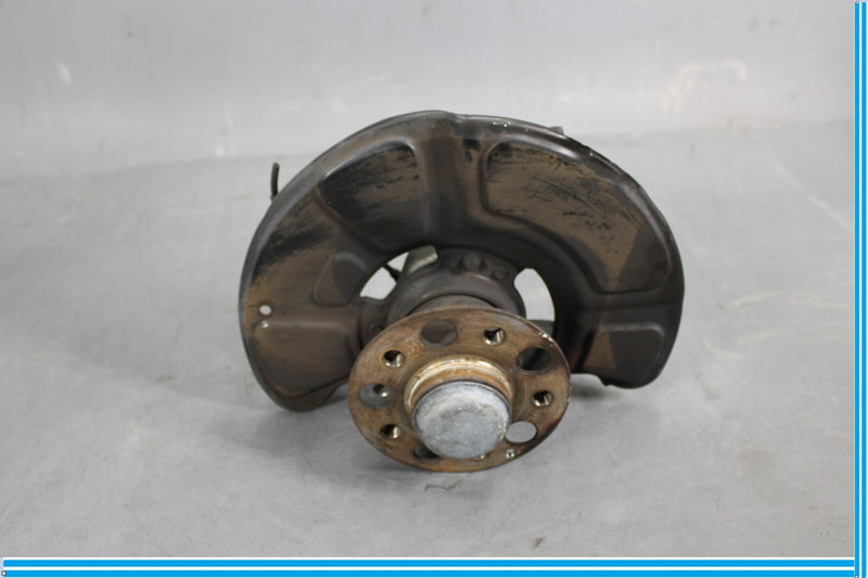 Load image into Gallery viewer, 08-17 Mercedes E350 E550 Rear Right Passenger Side Spindle Knuckle Hub Oem
