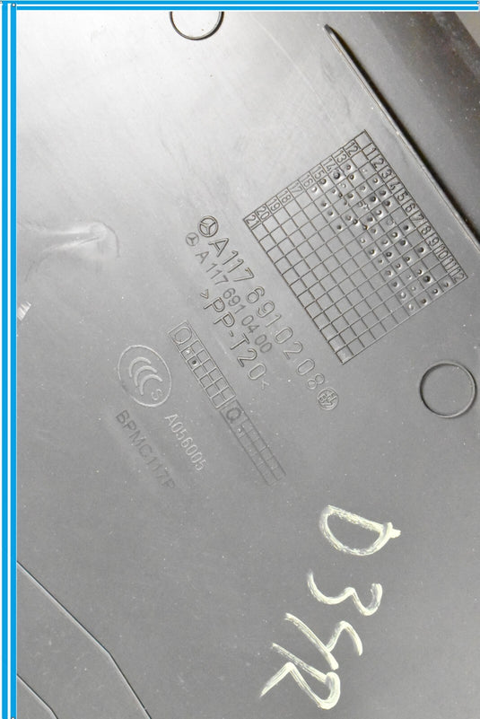 2014-2018 MERCEDES CLA250 W117 CENTER RIGHT LOWER B PILLAR COVER TRIM PANEL OEM