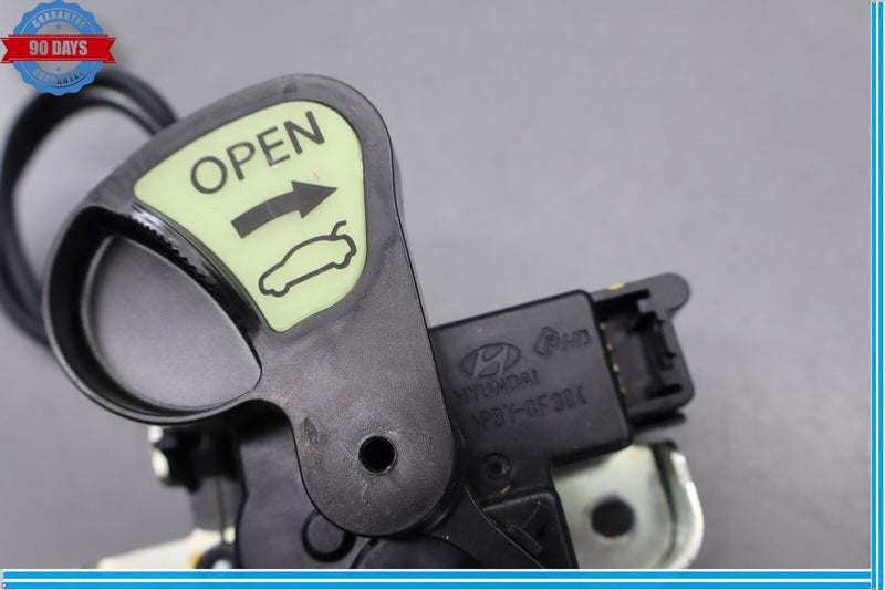 Load image into Gallery viewer, 11-16 Hyundai Equus SIG Rear Trunk Lid Lock Latch Actuator Black Oem
