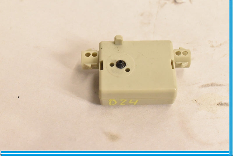 Load image into Gallery viewer, 09-15 BMW 740i 750i 750Li  F02 Antenna Amplifier AMP Module Unit 911826206 Oem
