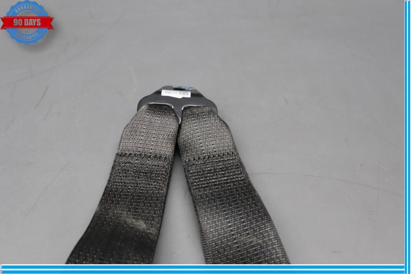 Load image into Gallery viewer, 18-21 Buick Enclave Rear 3rd Row Seat Belt Center Buckle 84438642 Oem
