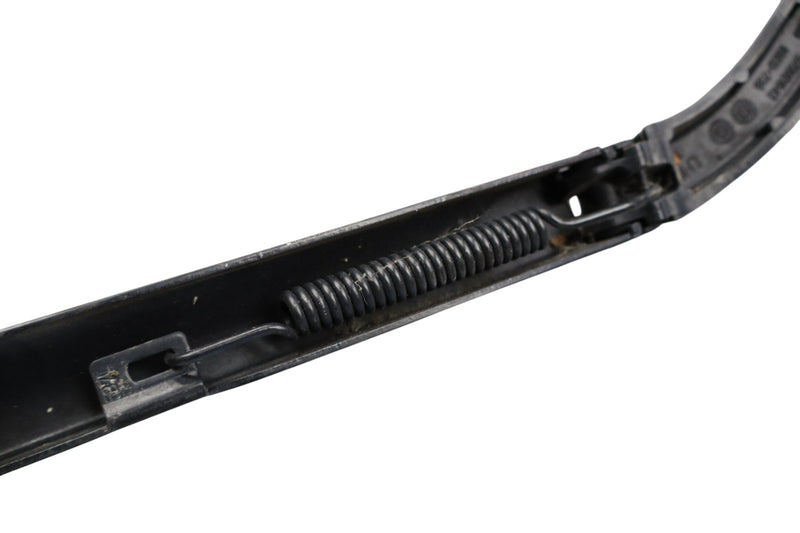 Load image into Gallery viewer, 14-22 Maserati Ghibli Front Right Side Windshield Wiper Arm Blade 670001642 Oem
