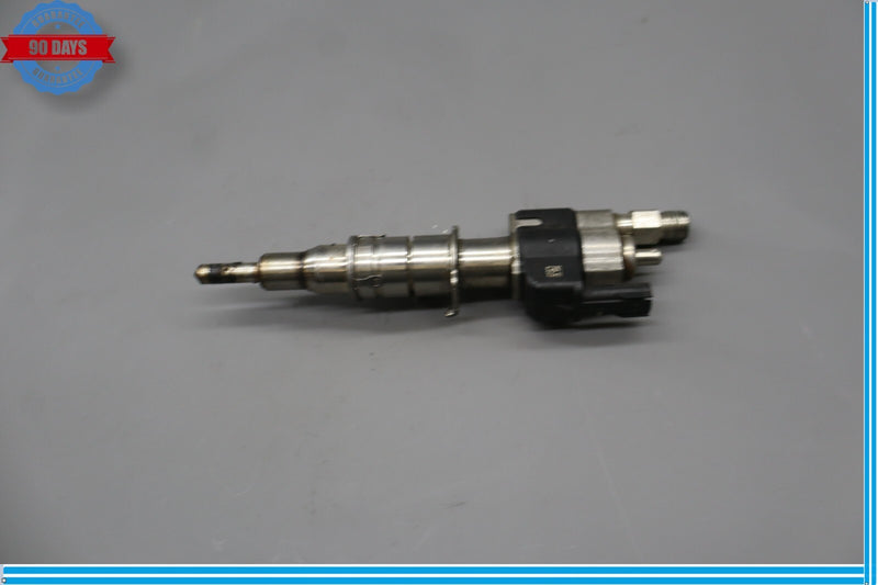 Load image into Gallery viewer, 07-17 BMW 750Li 750Li xDrive Engine Motor Fuel Injection Injector 7585261 Oem
