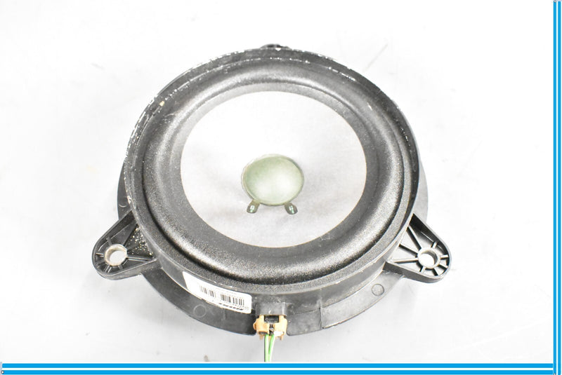 Load image into Gallery viewer, 04-13 Maserati Quattroporte M139 Rear Left Driver Door Audio Sound Speaker Oem
