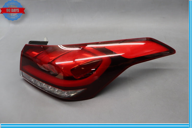 Load image into Gallery viewer, 15-17 Hyundai Genesis G80 Rear Right Side Outer Tail Light Lamp Assembly Oem
