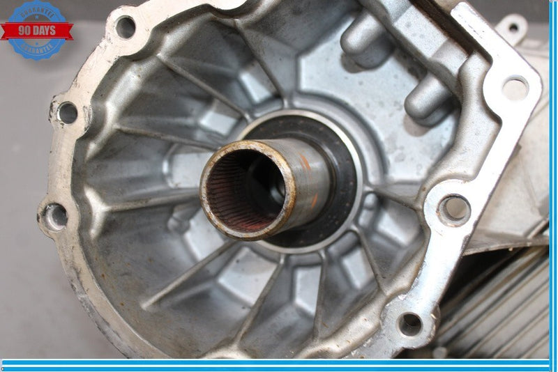 Load image into Gallery viewer, 11-15 Volkswagen VW Hybrid Touareg Transfer Case Self Locking Differential Oem
