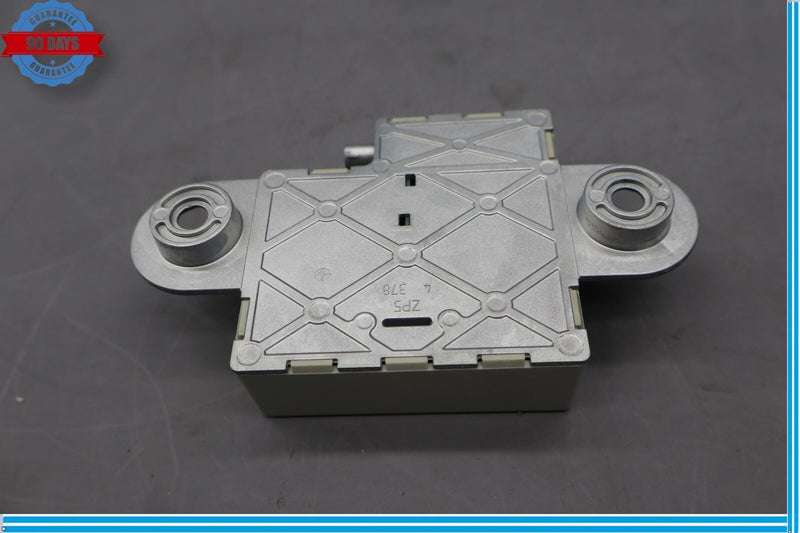 Load image into Gallery viewer, 08-18 BMW 528i 535i F10 Rear Antenna Backup Control Module Unit 6935024 Oem
