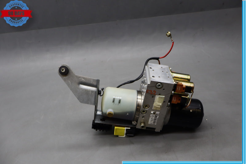 Load image into Gallery viewer, 03-09 Mercedes CLK320 CLK500 W209 Convertible Roof Top Pump Motor Oem
