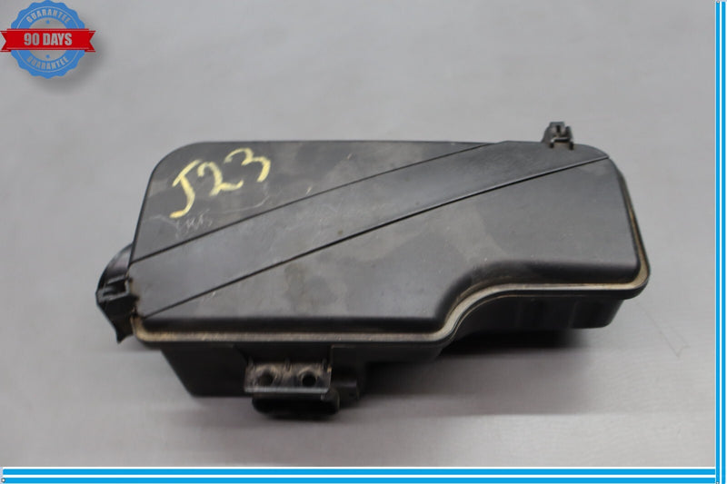 Load image into Gallery viewer, 12-16 Hyundai Equus Engine Air Cleaner Filter Housing Intake Box Oem
