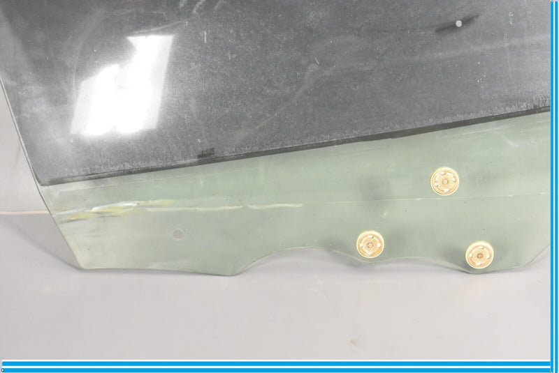 Load image into Gallery viewer, 02-05 Lexus SC430 Front Right Passenger Outer Side Tail Light Lamp Oem
