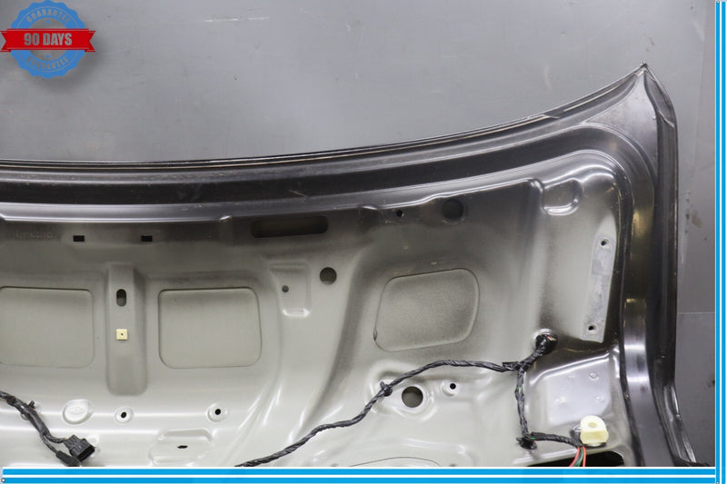 Load image into Gallery viewer, 15-16 Hyundai Genesis Rear Trunk Lid Panel Assembly White 69200-B1020 Oem

