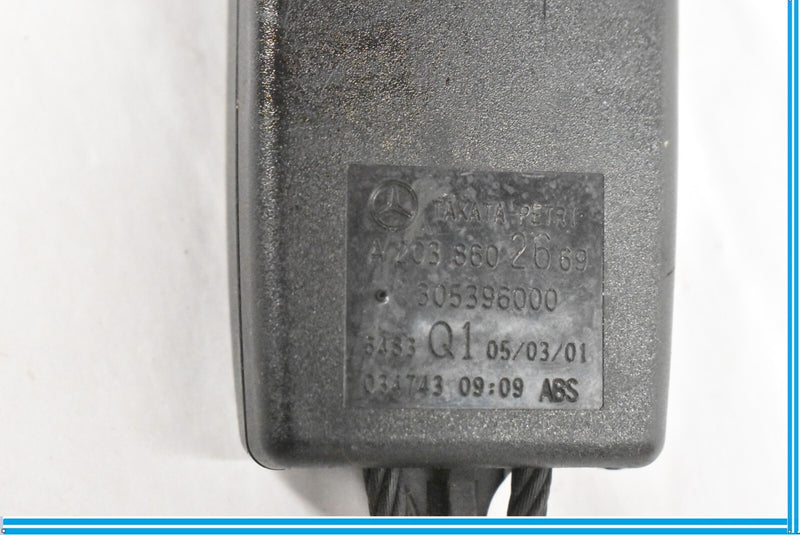 Load image into Gallery viewer, 03-09 Mercedes CLK550 CLK500 CLK55 AMG Front Right Seat Belt Buckle Oem
