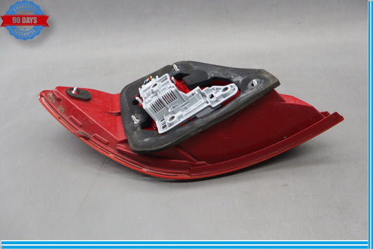 12-14 Mercedes W204 C250 C300 Right Passenger Side Tail Light Taillight Lamp Oem