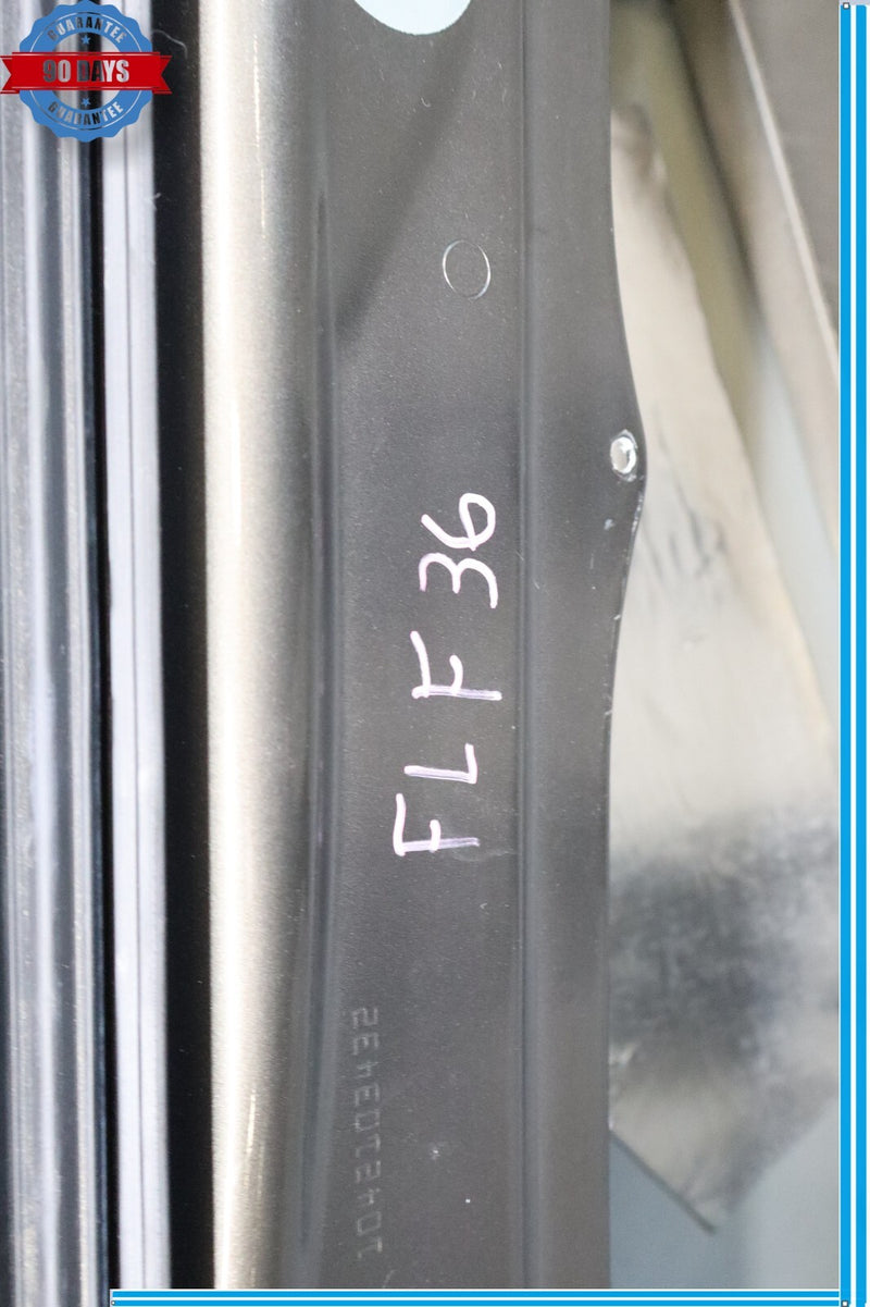 Load image into Gallery viewer, 12-18 Mercedes W218 CLS550 CLS400 Front Left Driver Side Door Shell Oem
