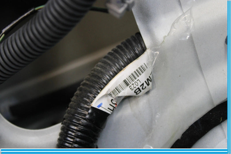 Load image into Gallery viewer, 11-17 Infiniti QX56 QX80 Front Left Driver Side Door Shell Cover Oem
