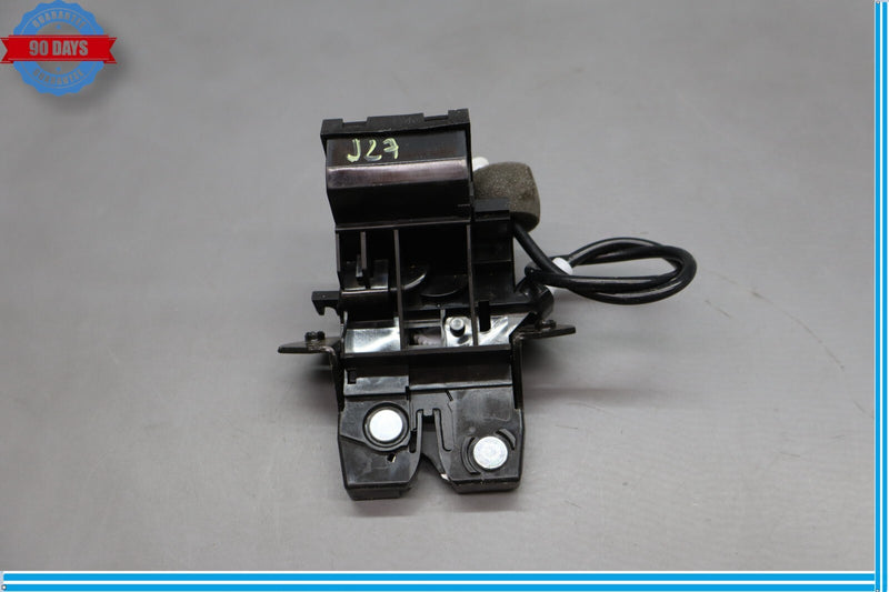 Load image into Gallery viewer, 01-11 Mercedes R171 CLS550 E500 Rear Trunk Lock Latch Mechanism 1717500085 Oem
