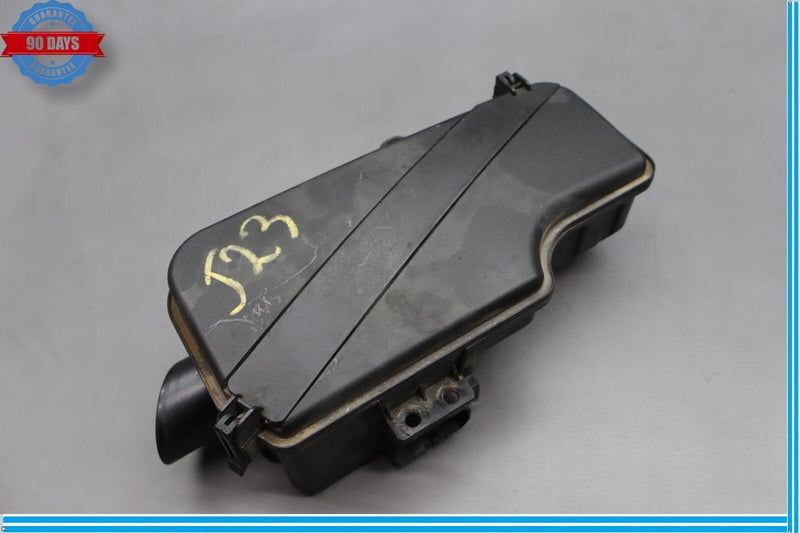 Load image into Gallery viewer, 12-16 Hyundai Equus Engine Air Cleaner Filter Housing Intake Box Oem
